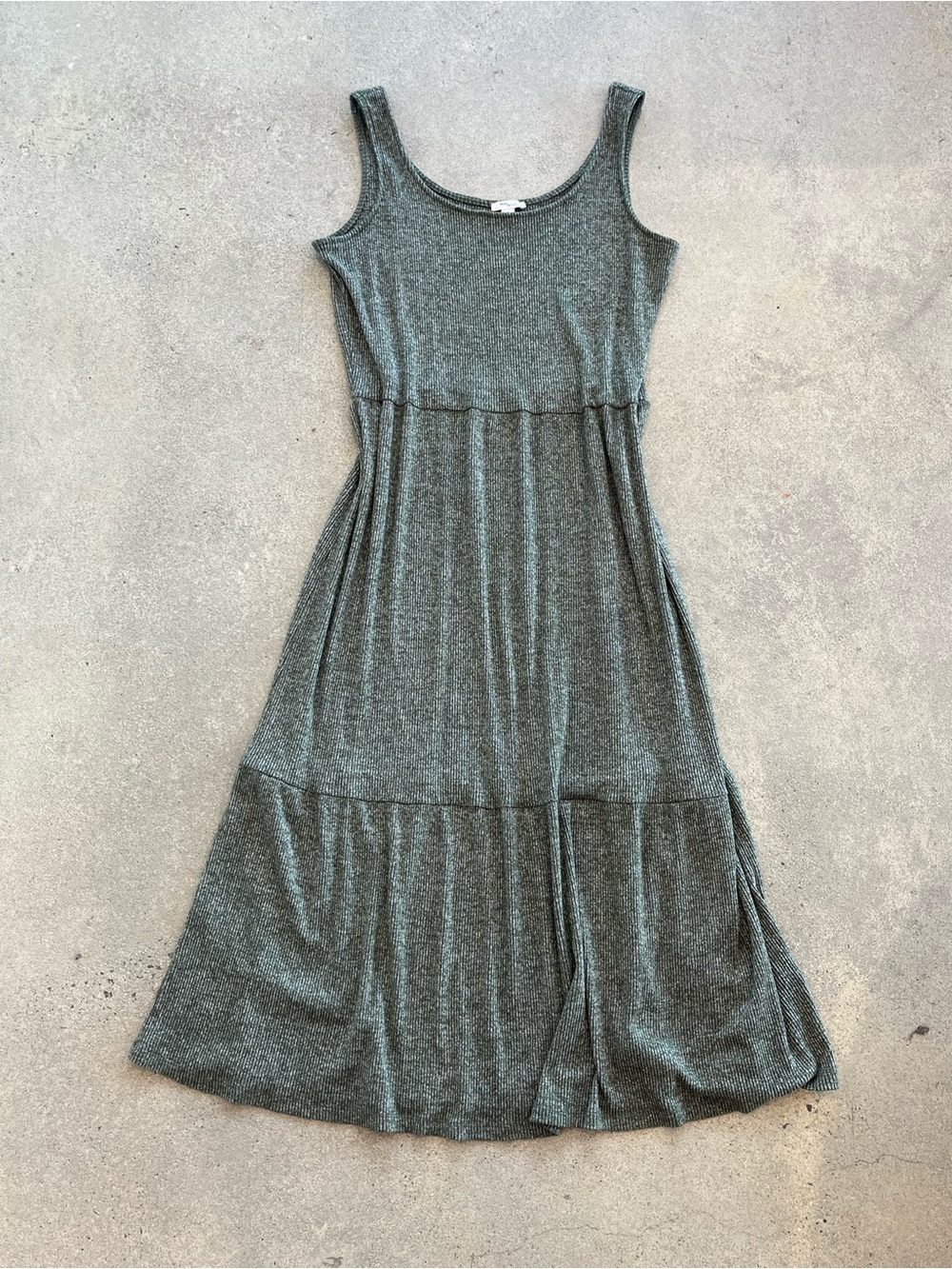 Daily Ritual Ribbed Maxi Dress Heathered Green Sleeveless Scoop Neck Flared Hem